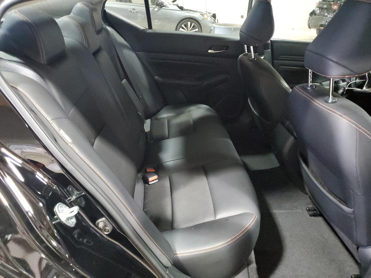 2020 Nissan Altima - Image 11