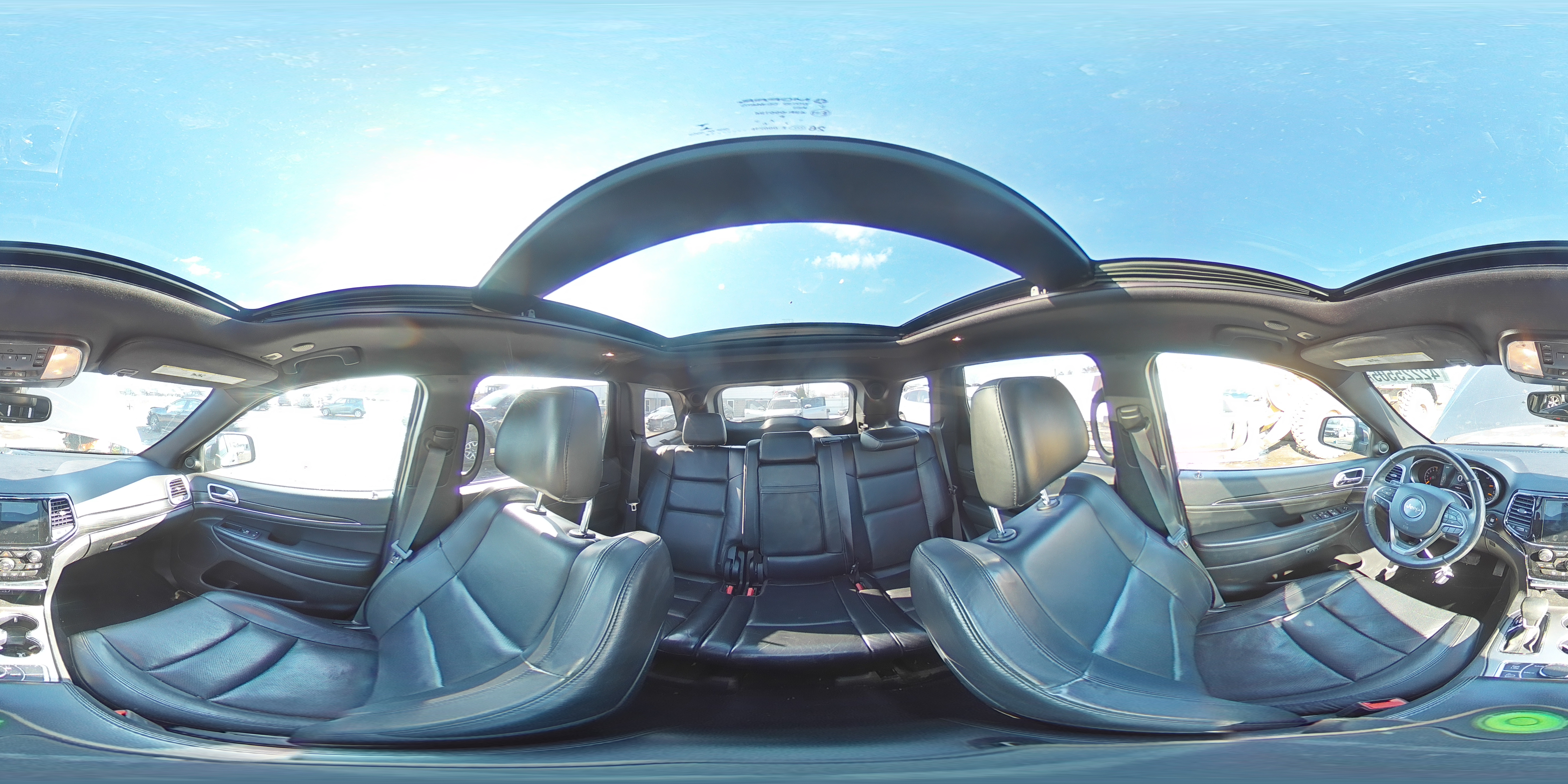 2019 Jeep Grand Cherokee - Image 13