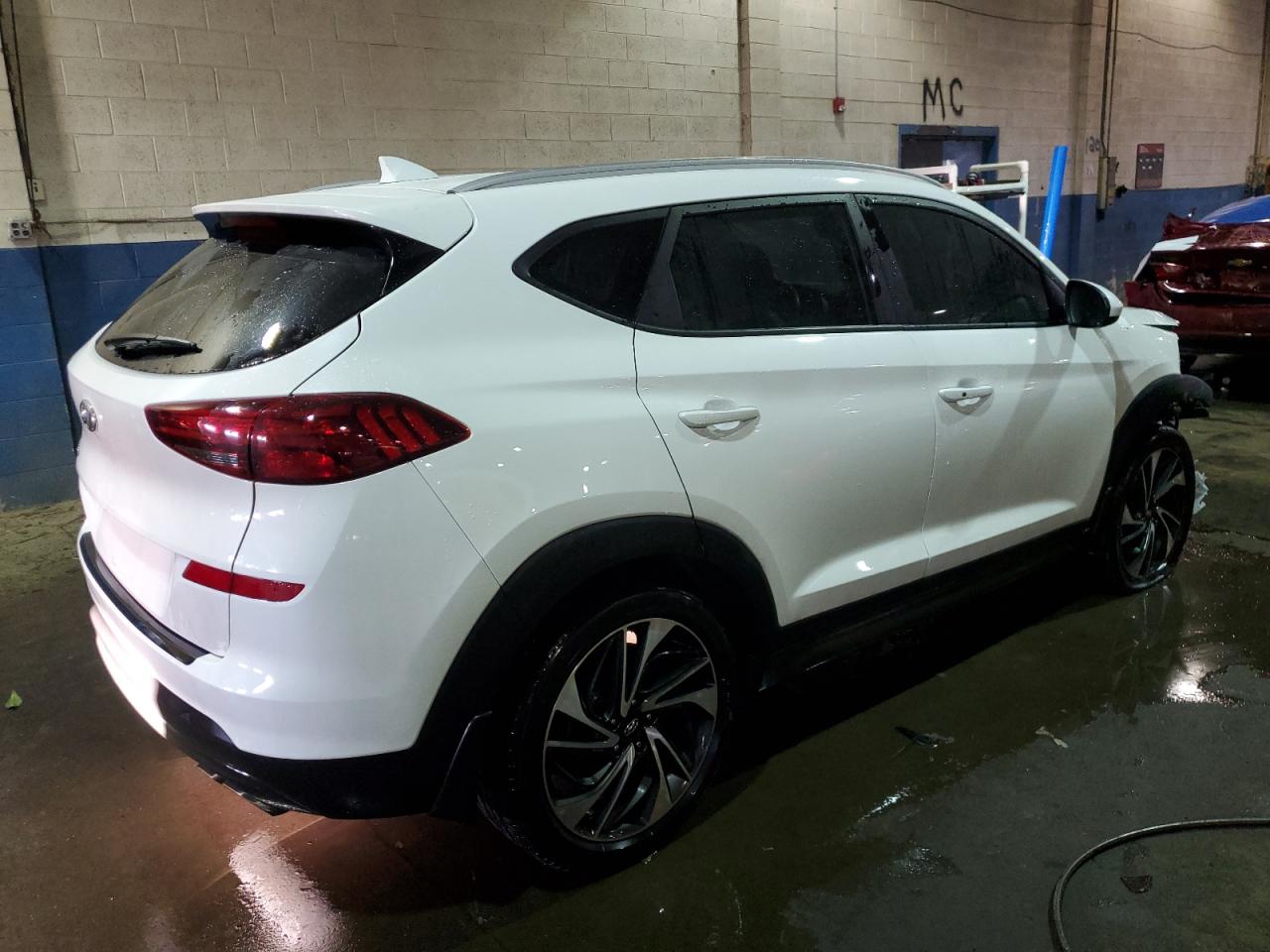 2021 Hyundai Tucson - Image 3