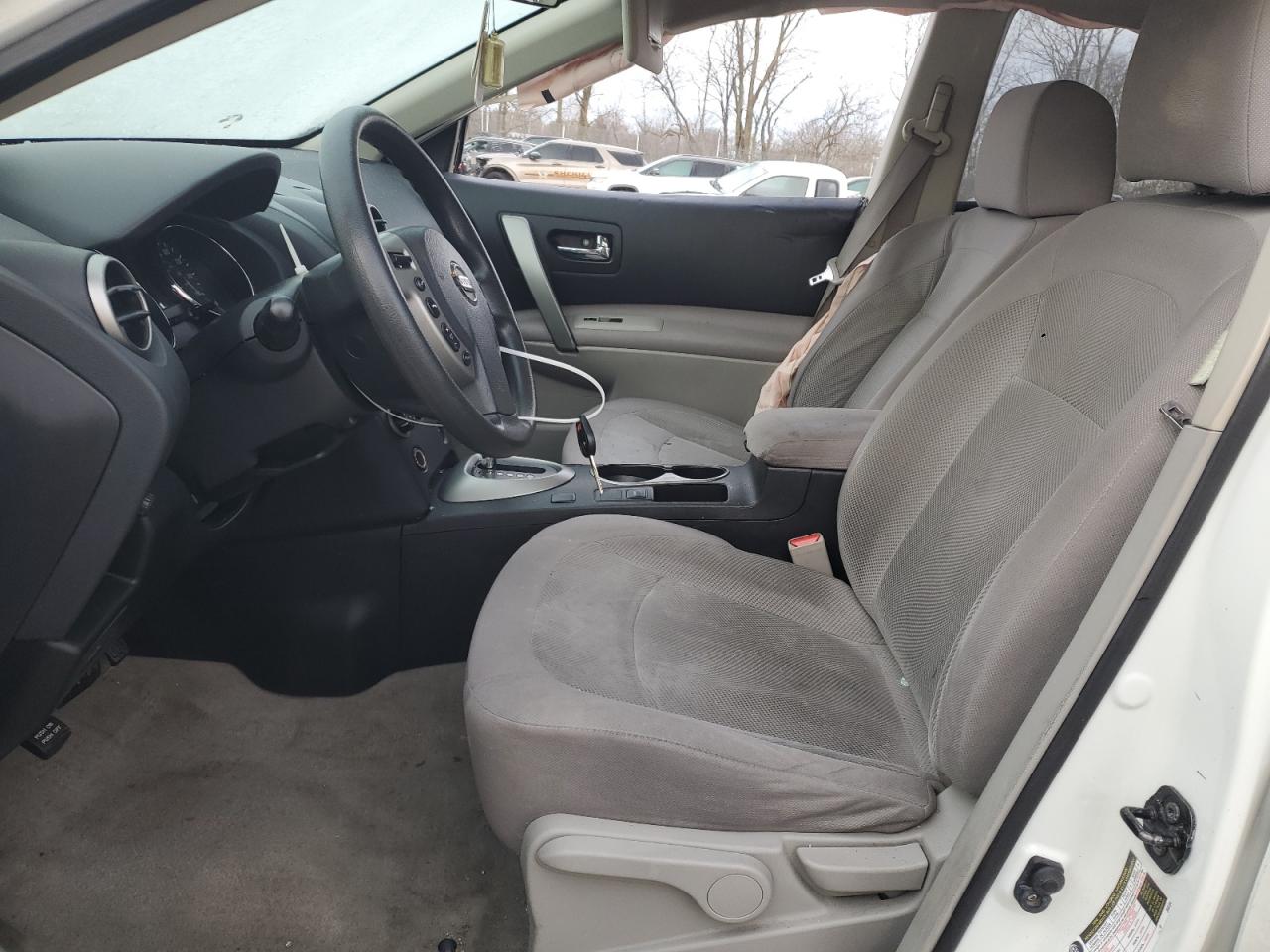 2013 Nissan Rogue - Image 7