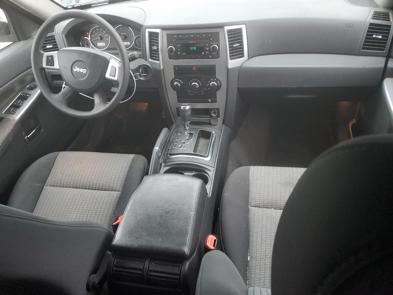 2009 Jeep Grand Cherokee - Image 8