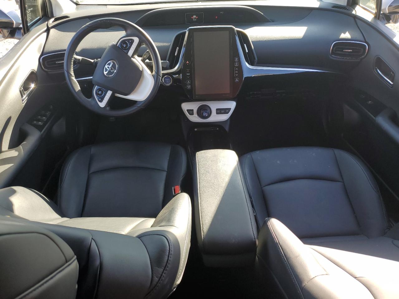 2018 Toyota Prius - Image 8