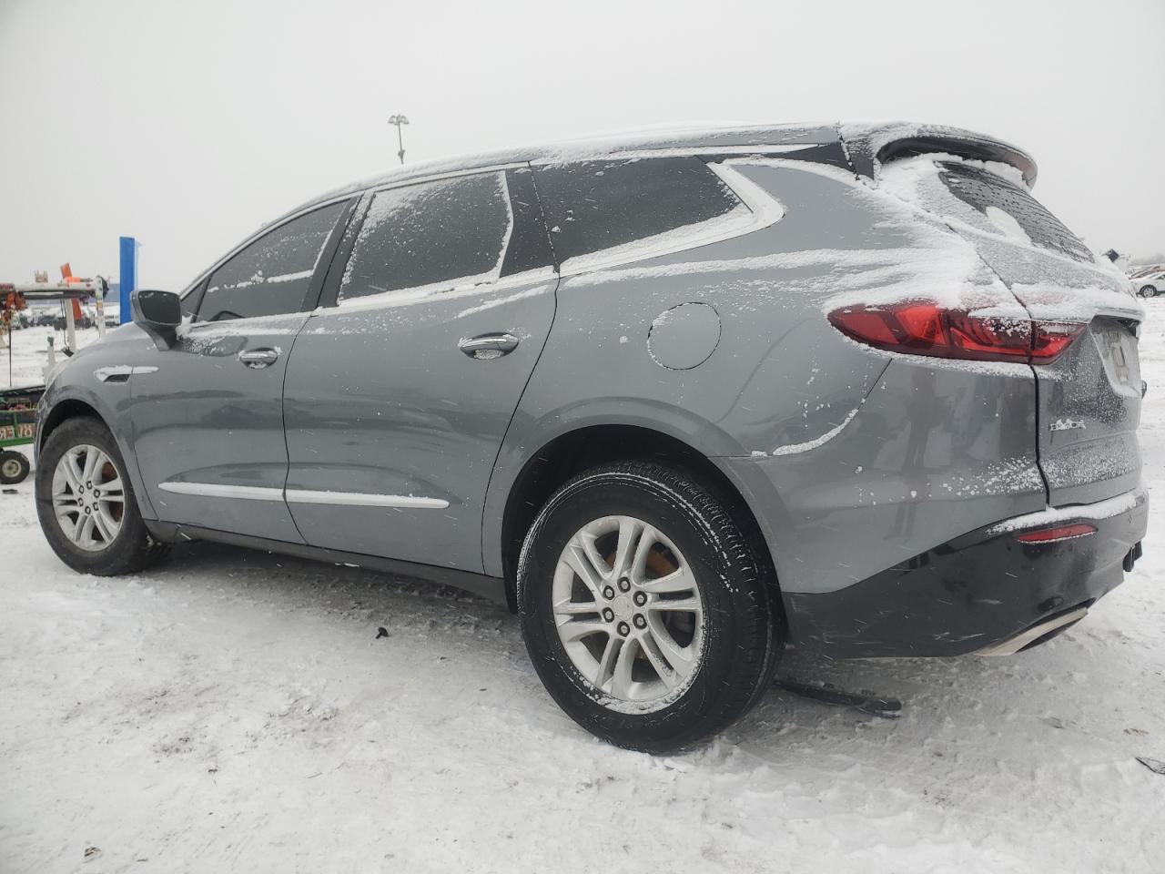 BUICK ENCLAVE 2018 VIN 5GAERBKW1JJ262986 фото 2