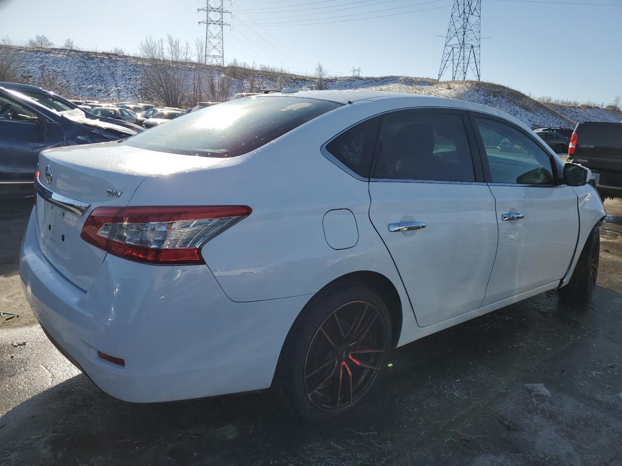 2015 Nissan Sentra - Image 3