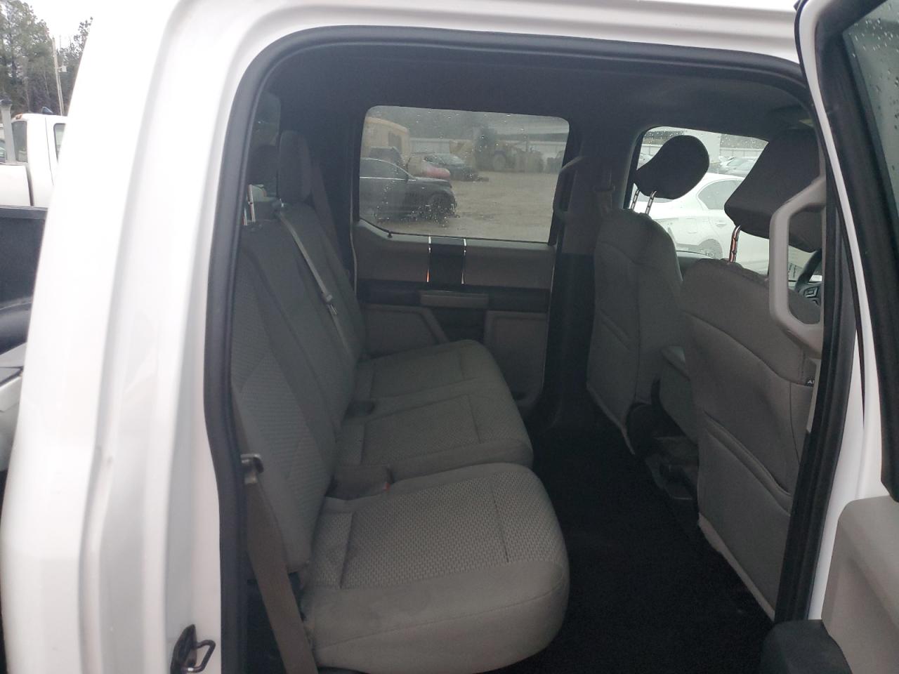 2017 Ford F-150 - Image 10