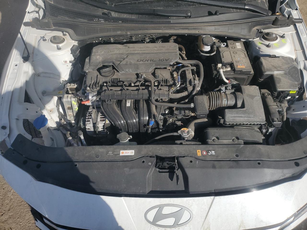 2024 Hyundai Elantra - Image 13