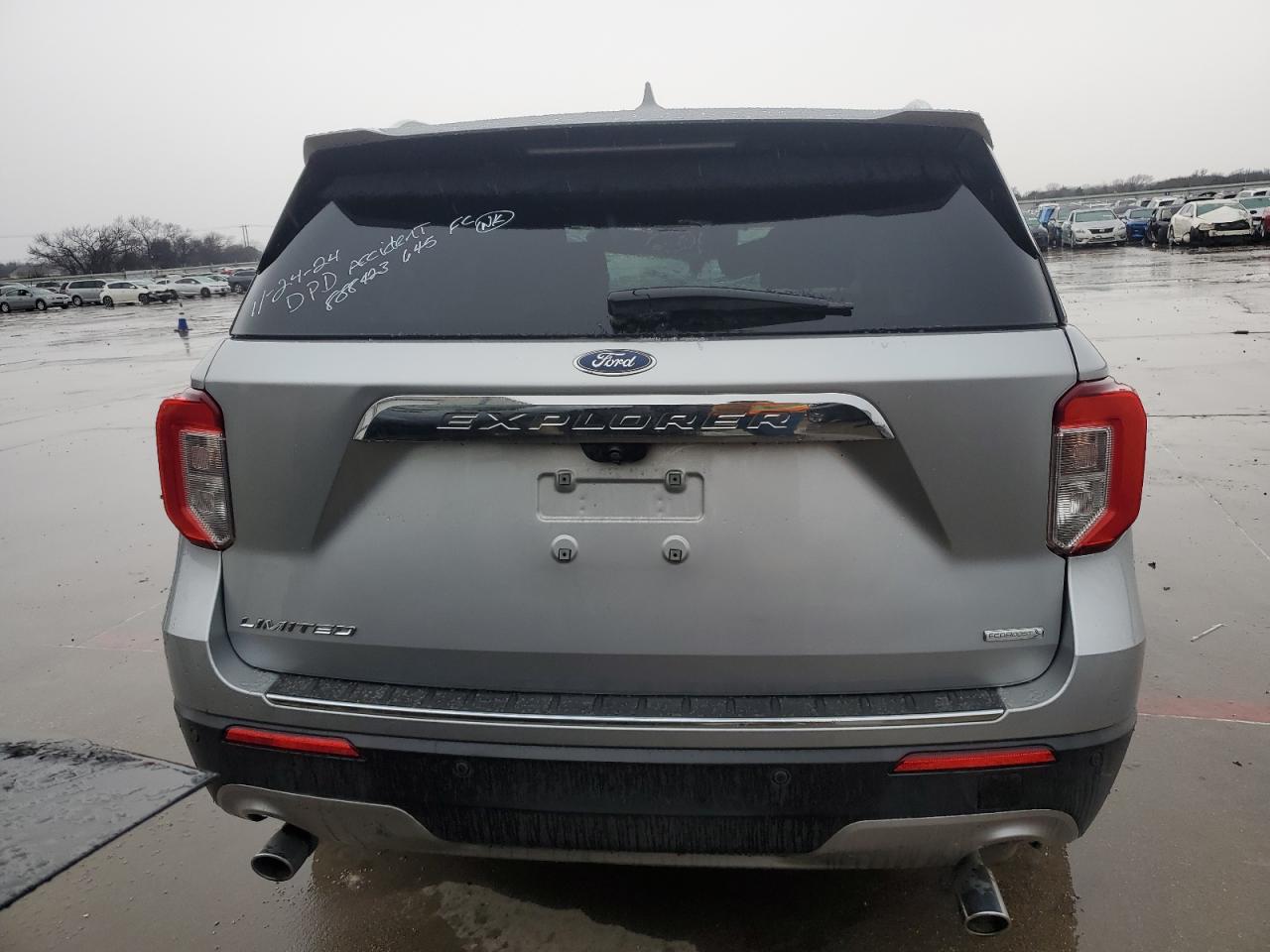 2020 Ford Explorer - Image 6