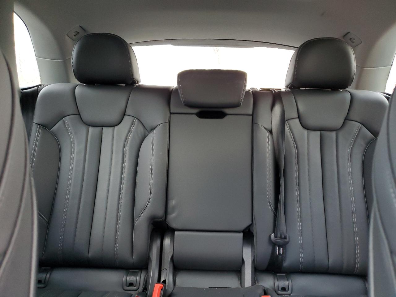 2024 Audi Q5 - Image 10