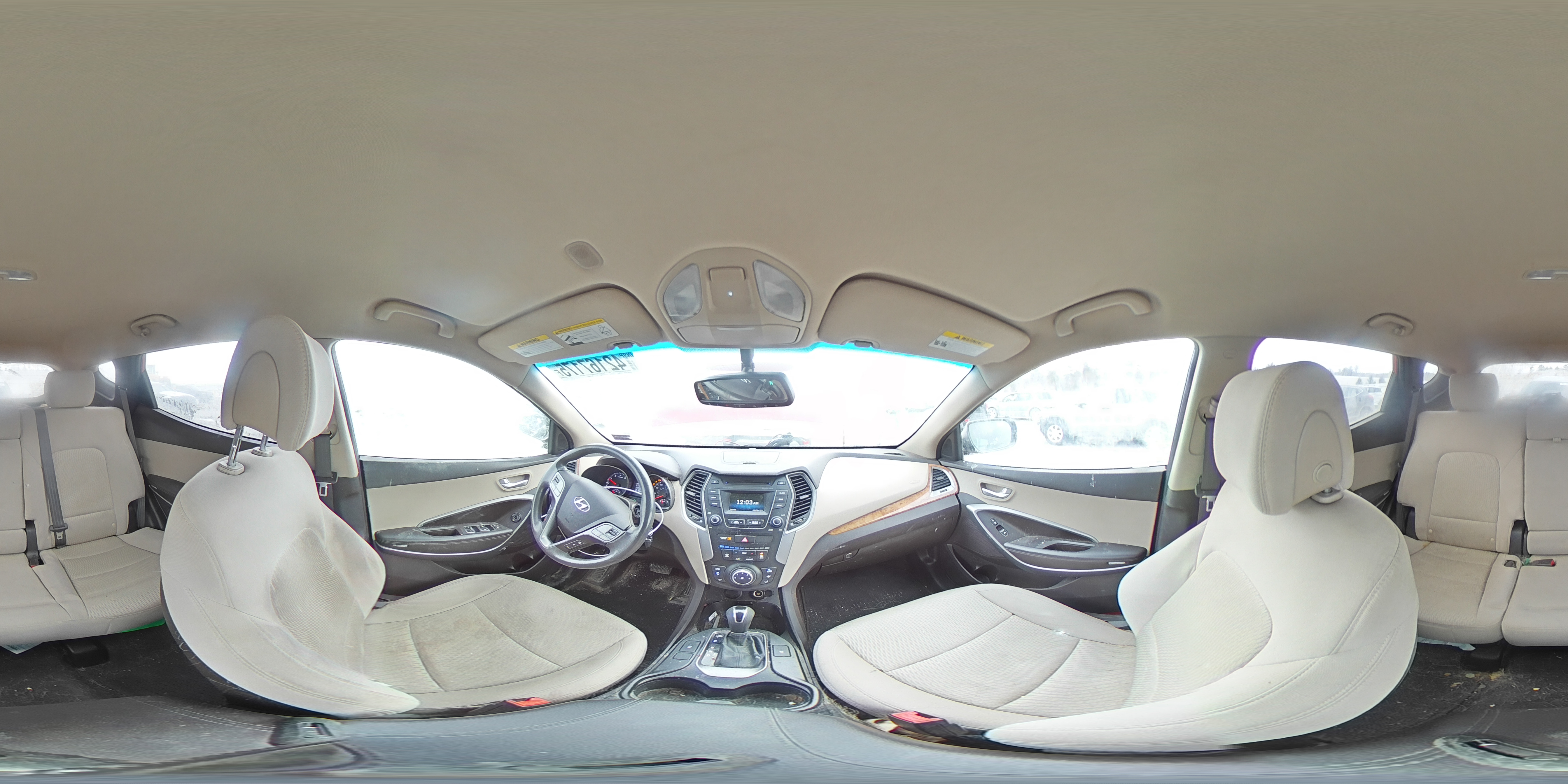 2015 Hyundai Santa Fe - Image 14