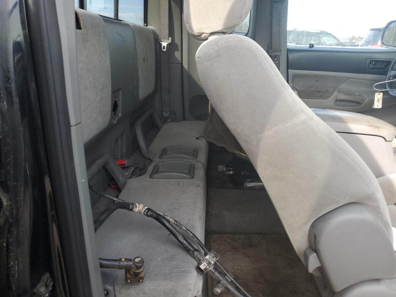 2005 Toyota Tacoma - Image 10