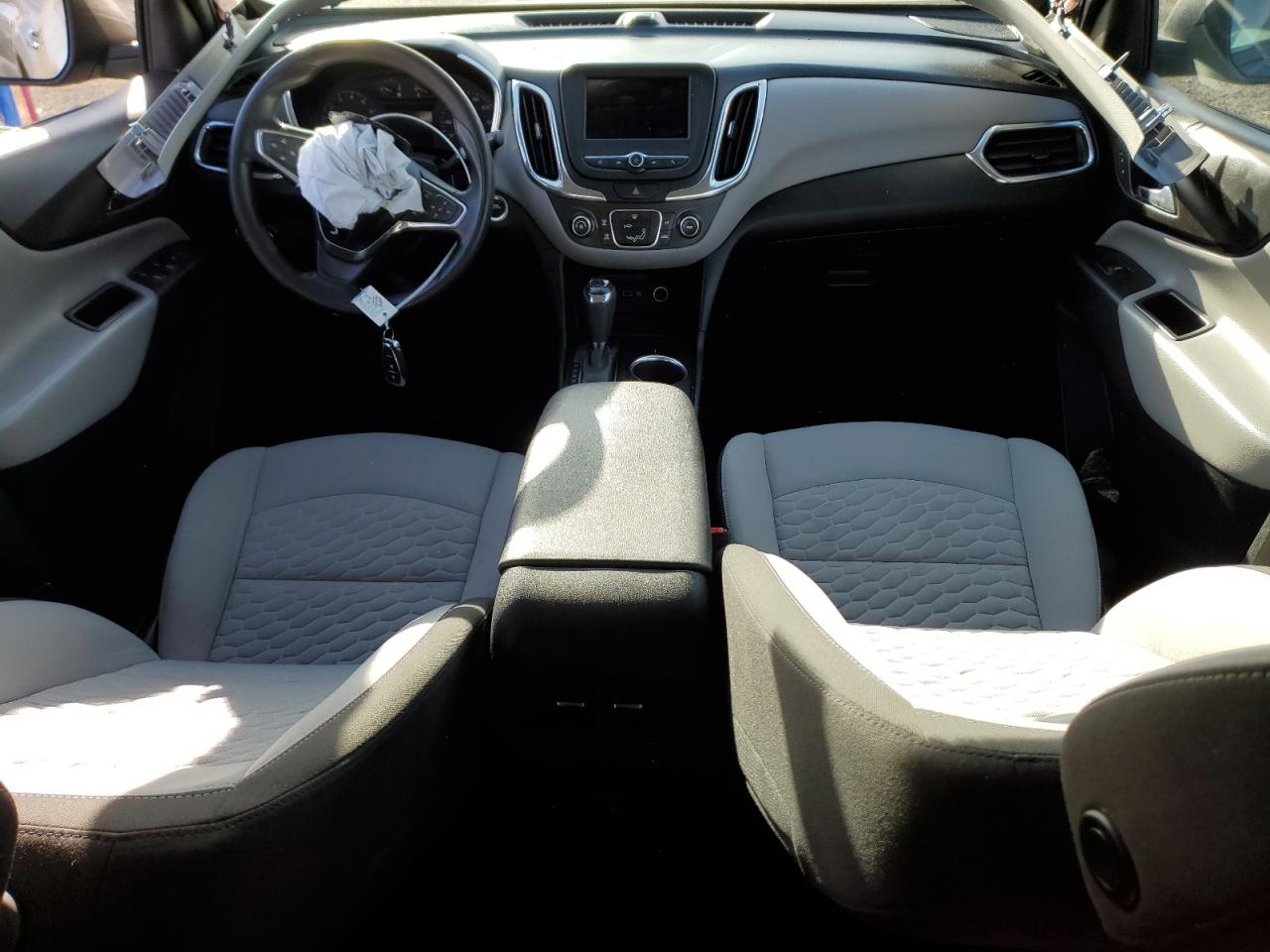 2019 Chevrolet Equinox - Image 8