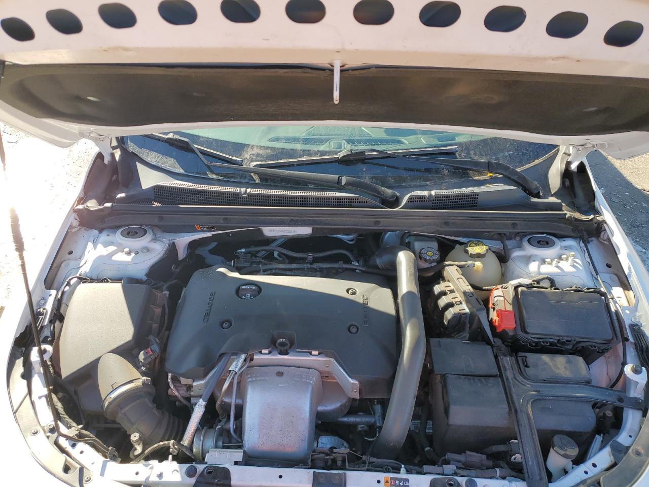 2019 Chevrolet Malibu - Image 12