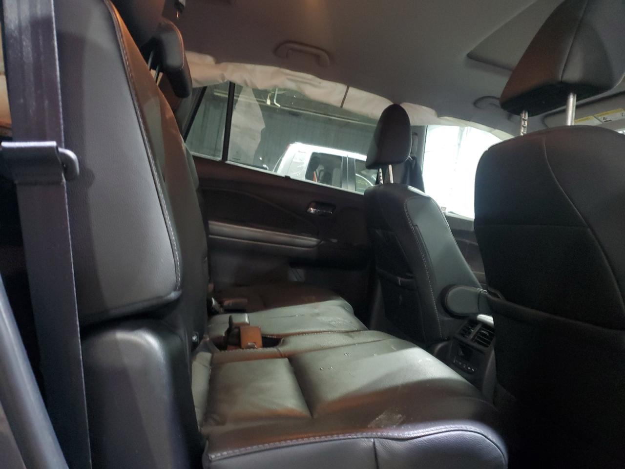 2021 Honda Pilot - Image 11