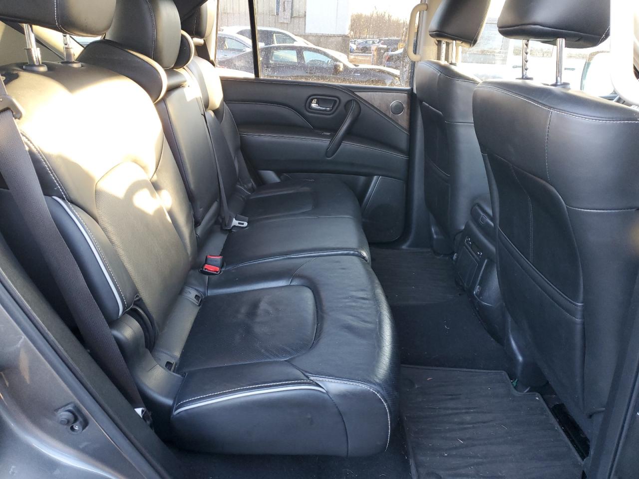2021 Infiniti QX80 - Image 11