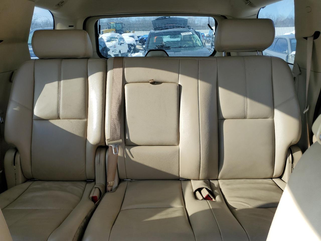 2009 Chevrolet Tahoe - Image 10