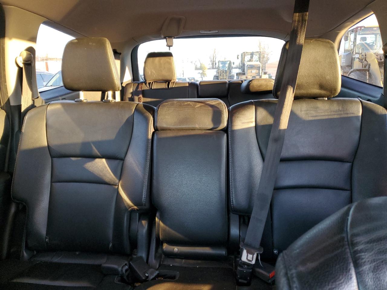 2017 Honda Pilot - Image 10