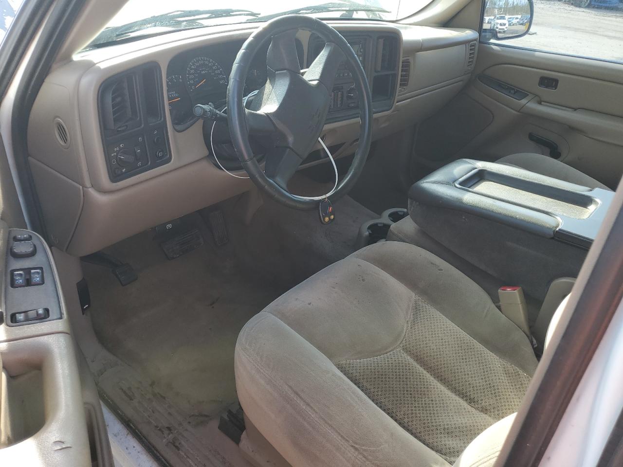 2005 Chevrolet Silverado - Image 8