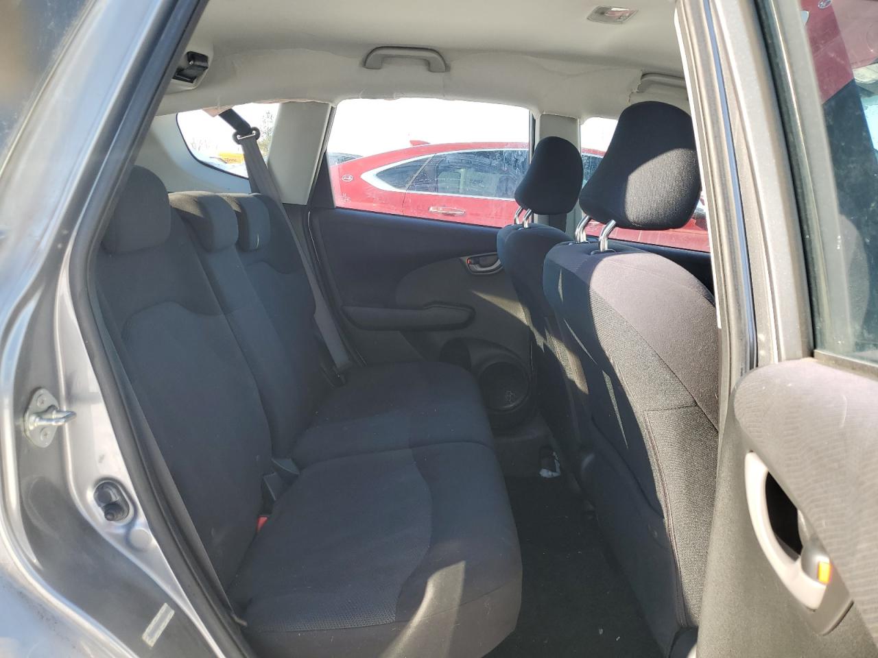 2010 Honda Fit - Image 10
