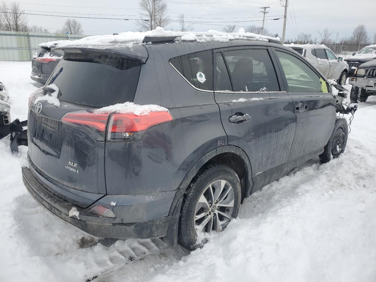 2018 Toyota RAV 4 - Image 3