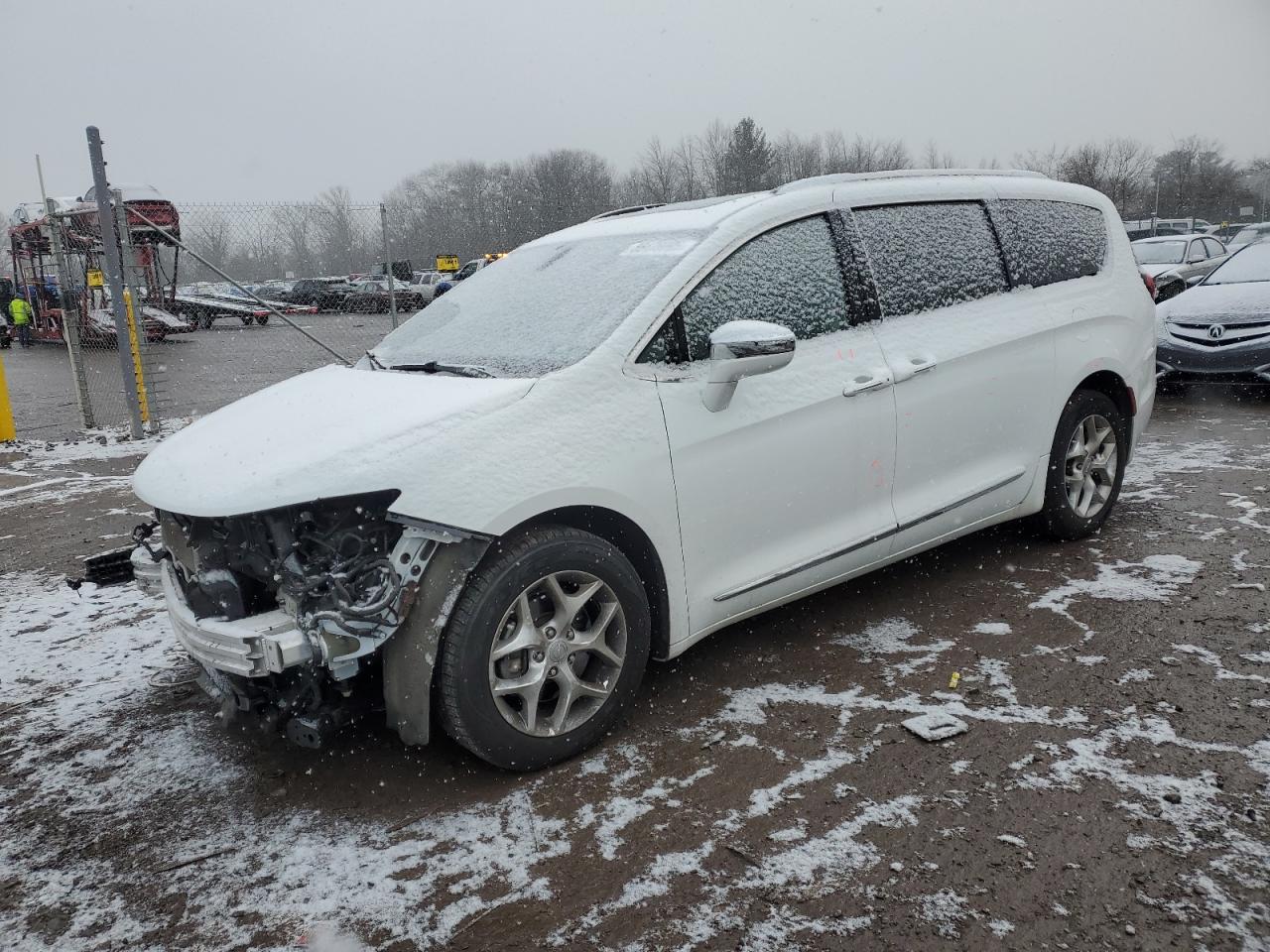 2020 Chrysler Pacifica - Image 1