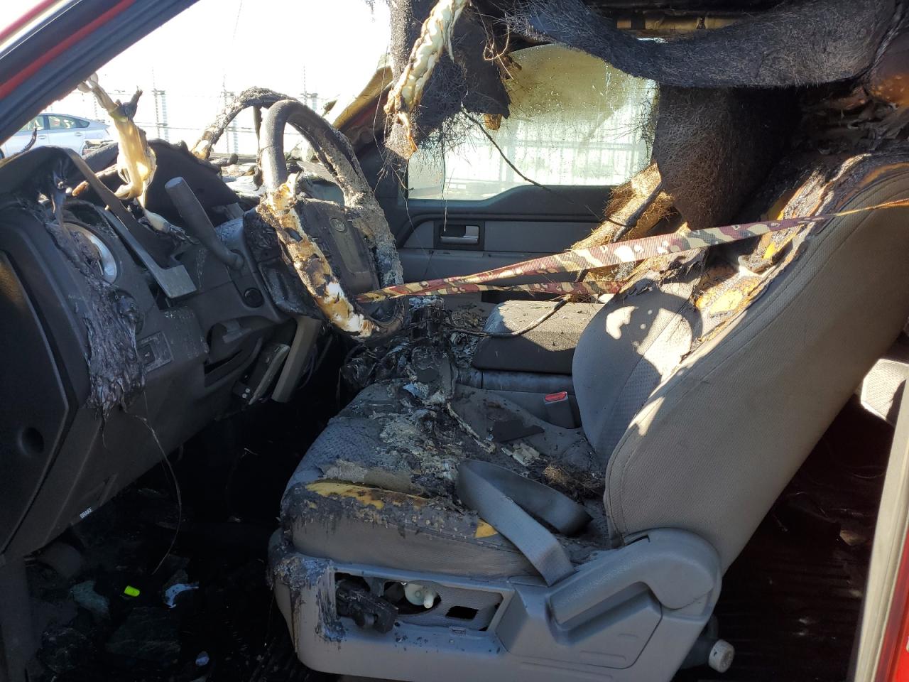 2012 Ford F-150 - Image 7