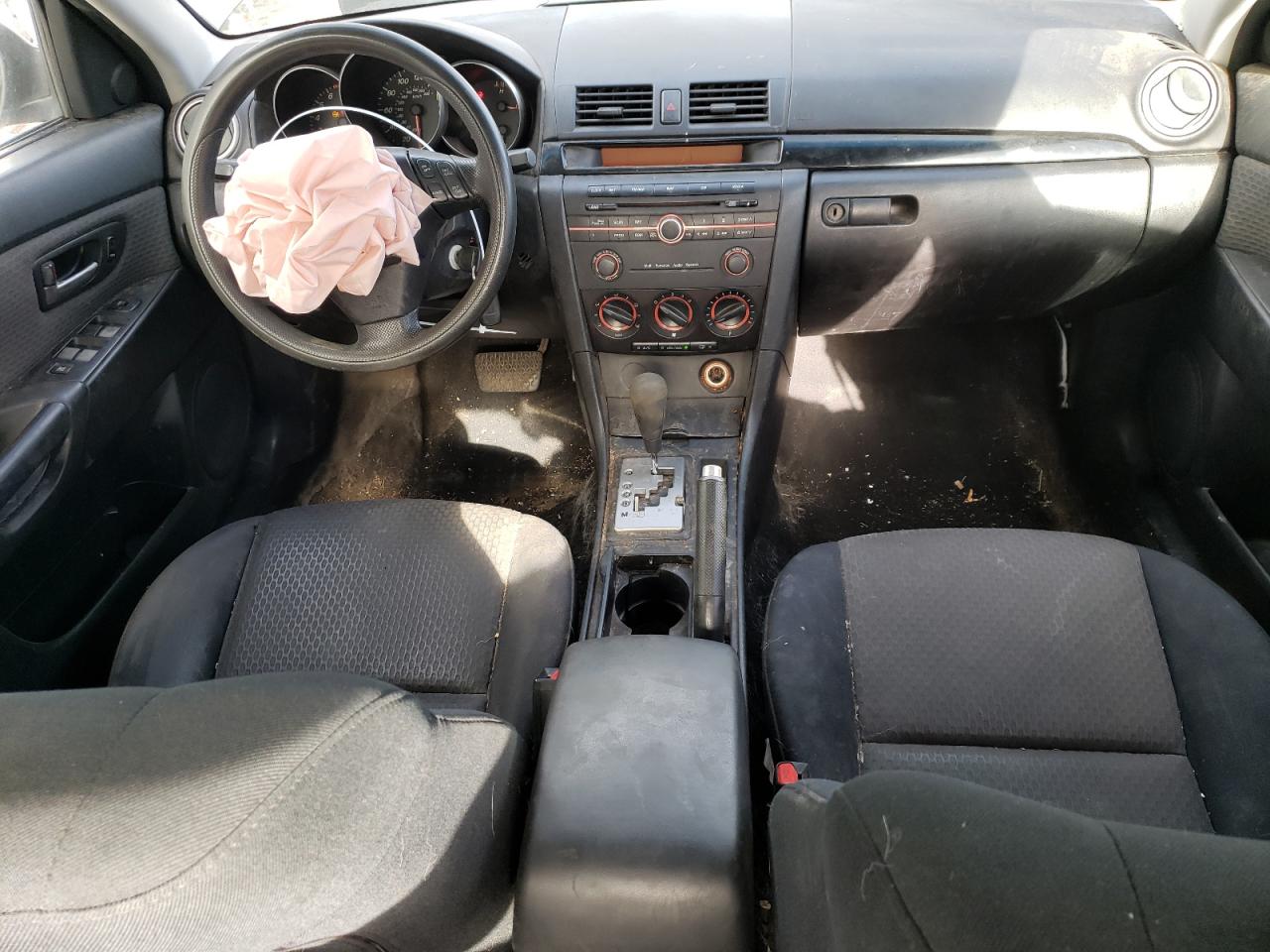 2006 Mazda 3 - Image 8