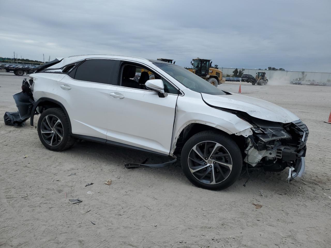 2017 Lexus RX - Image 4