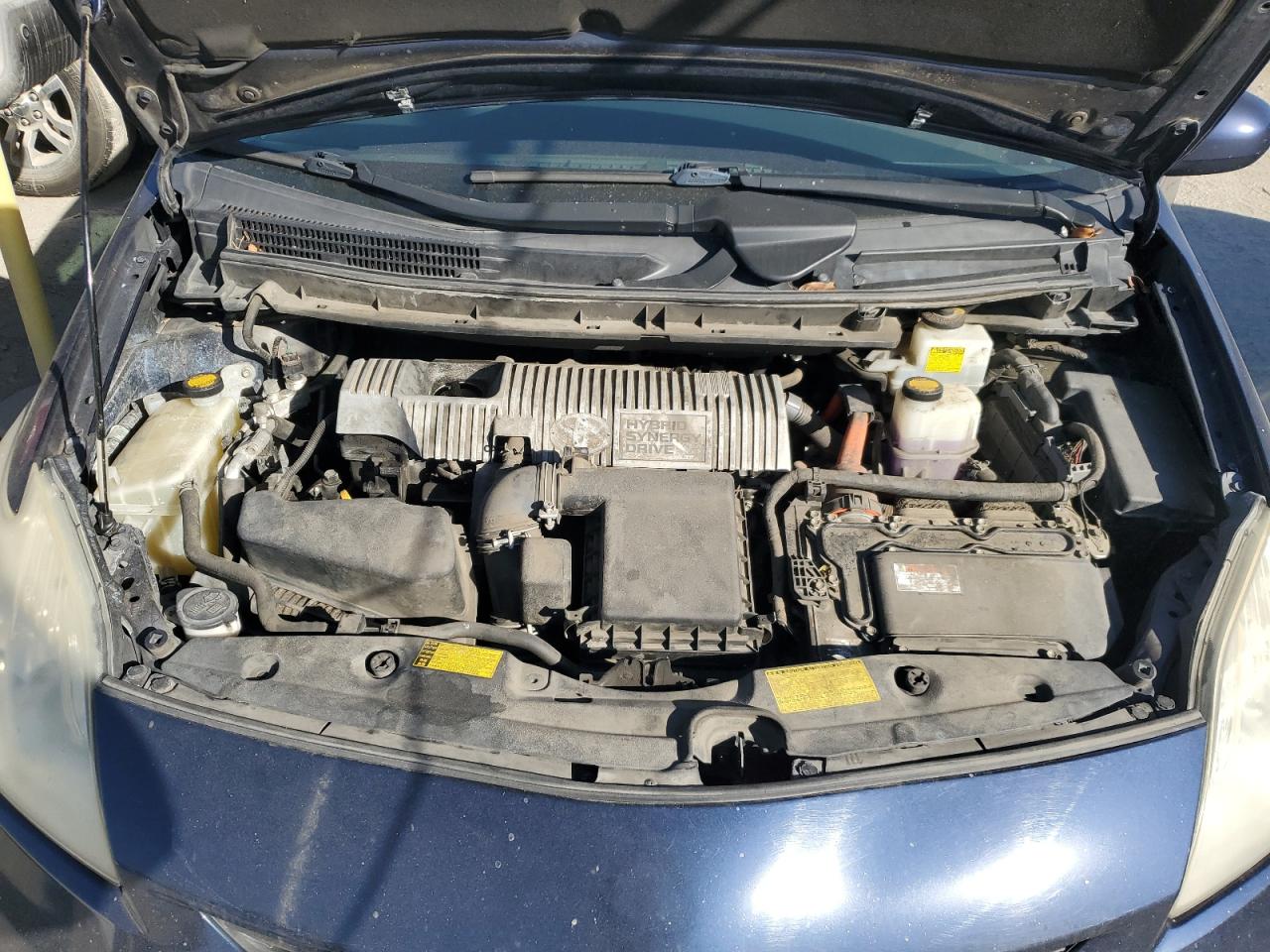 2013 Toyota Prius - Image 11