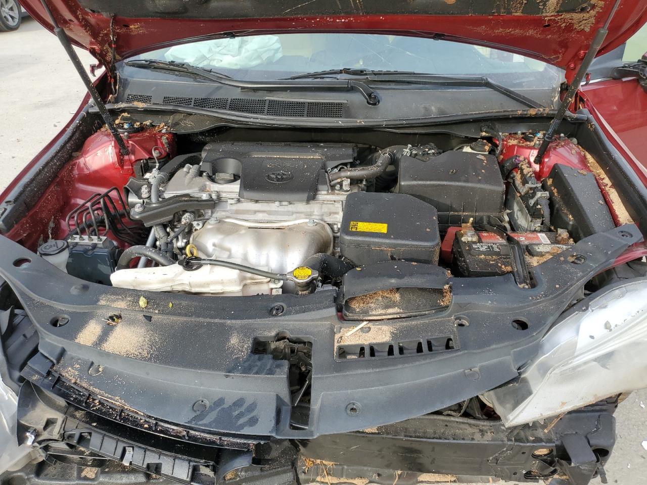 2015 Toyota Camry - Image 12