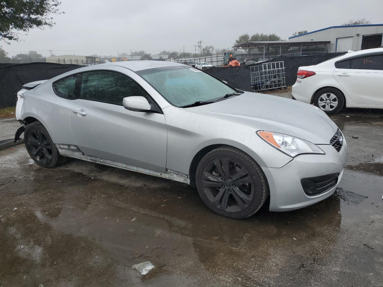 2012 Hyundai Genesis - Image 4
