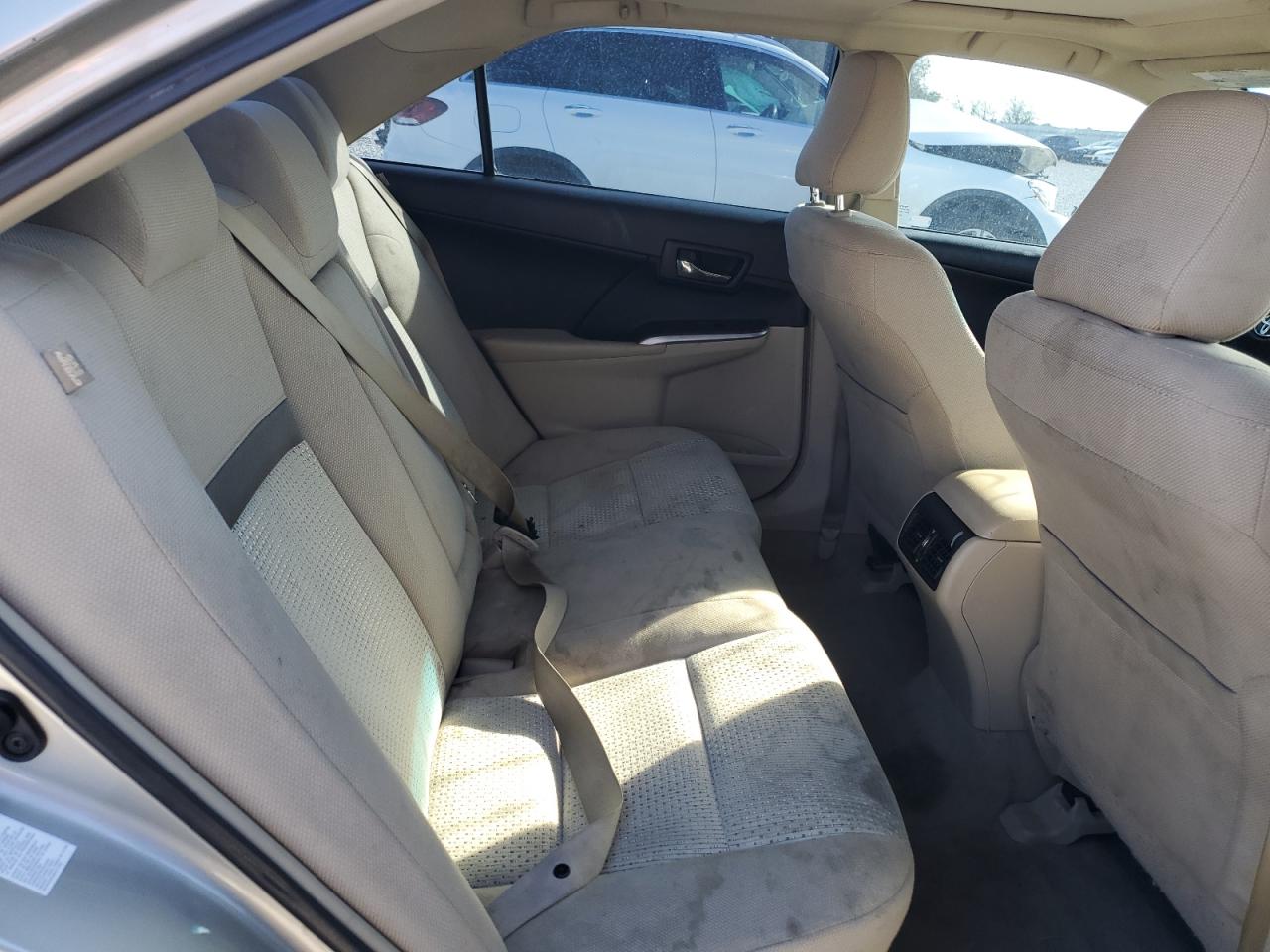 2014 Toyota Camry - Image 10