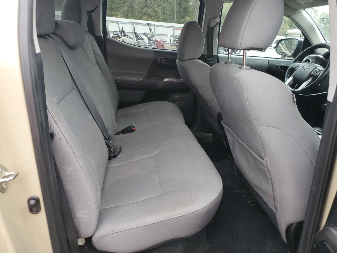 2016 Toyota Tacoma - Image 10