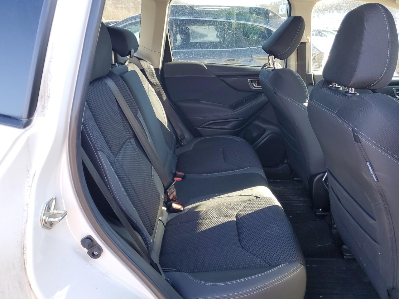 2021 Subaru Forester - Image 10