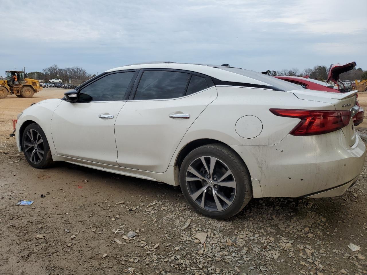 2016 Nissan Maxima - Image 2