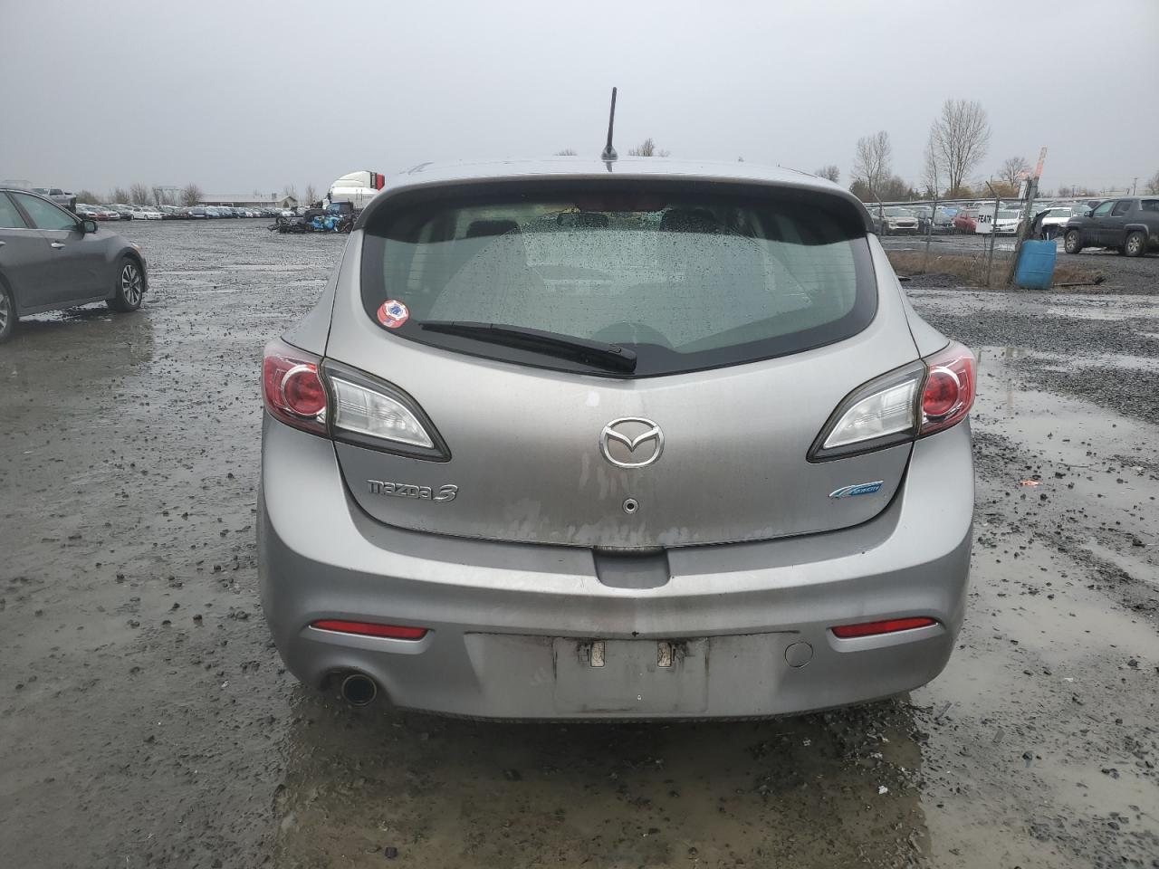 2012 Mazda 3 - Image 6