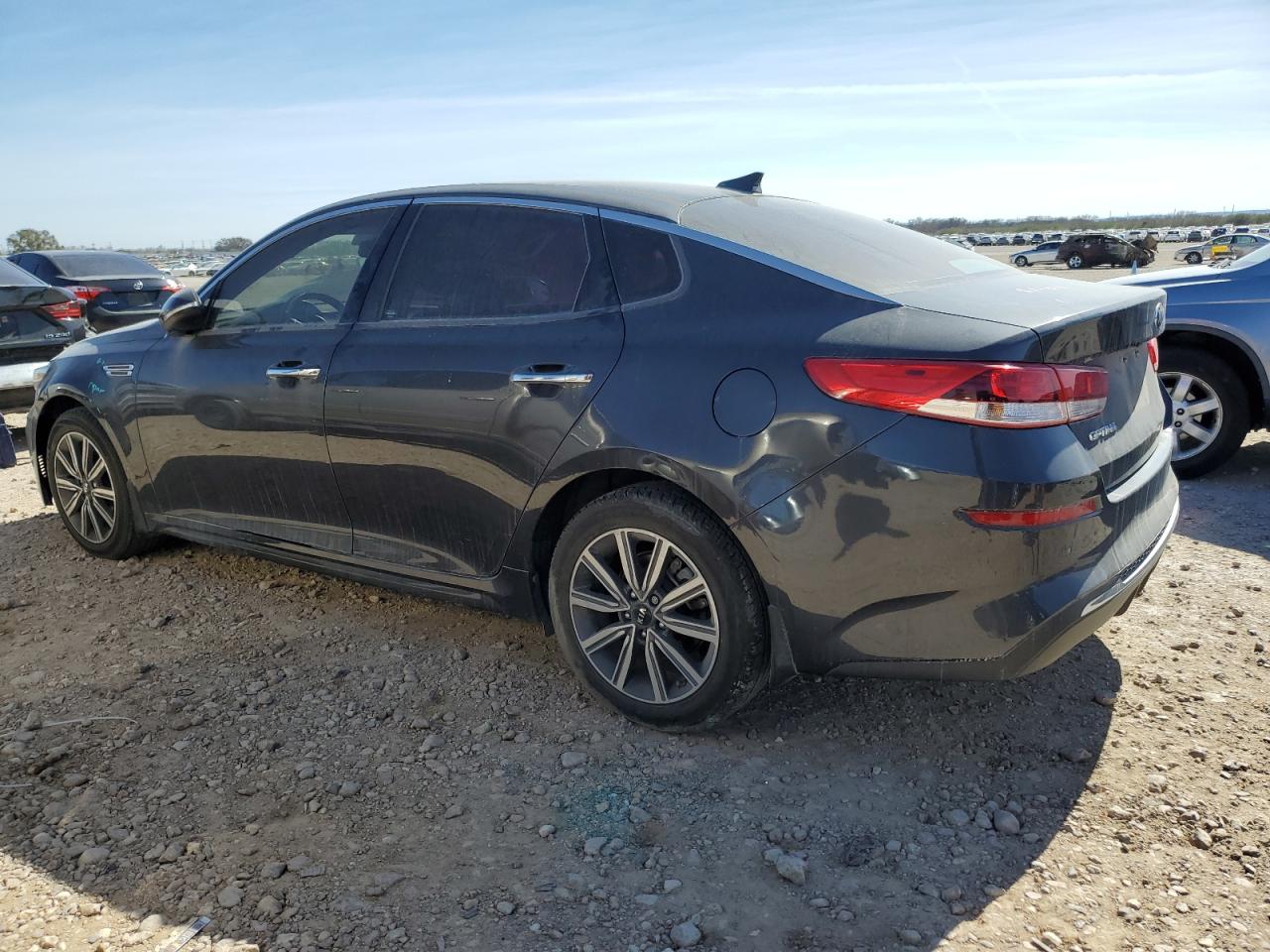 2019 Kia Optima - Image 2