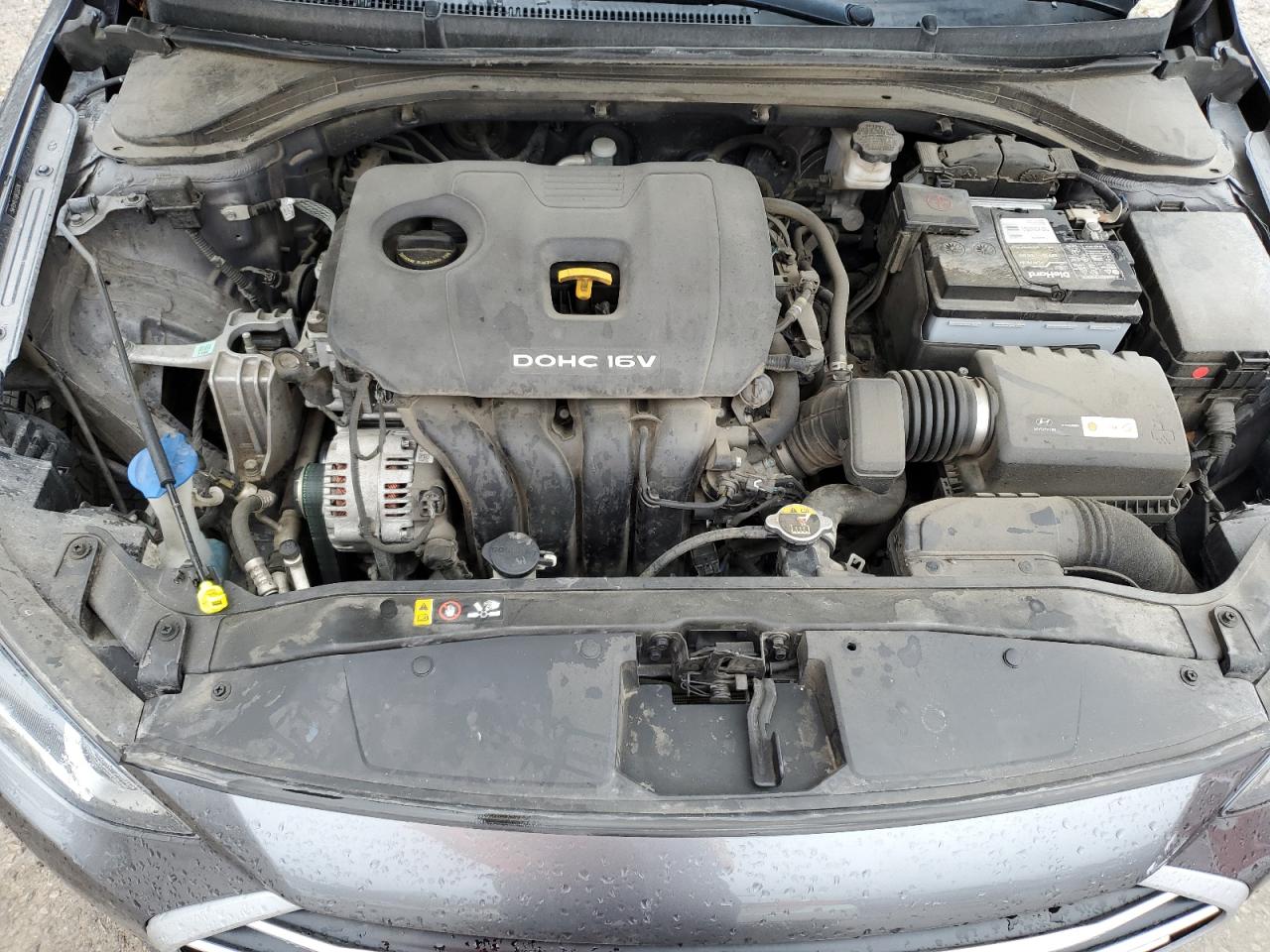 2018 Hyundai Elantra - Image 11