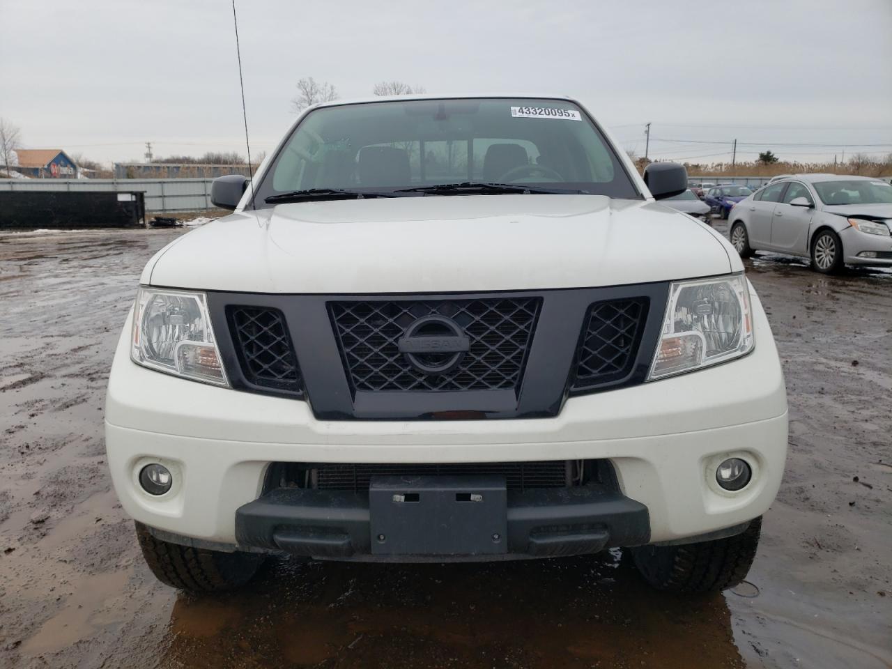2019 Nissan Navara (Frontier) - Image 5