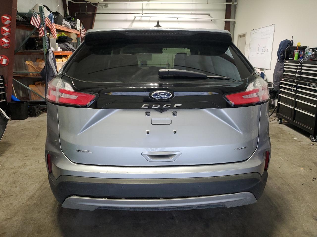 2022 Ford Edge - Image 6
