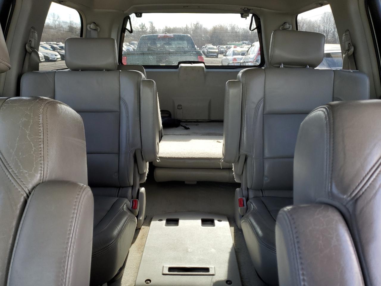 2009 Infiniti QX56 - Image 10