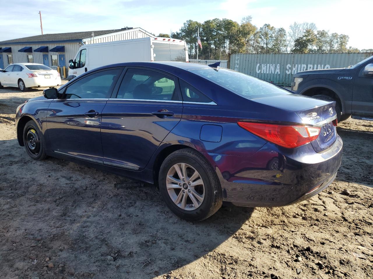 2013 Hyundai Sonata - Image 2