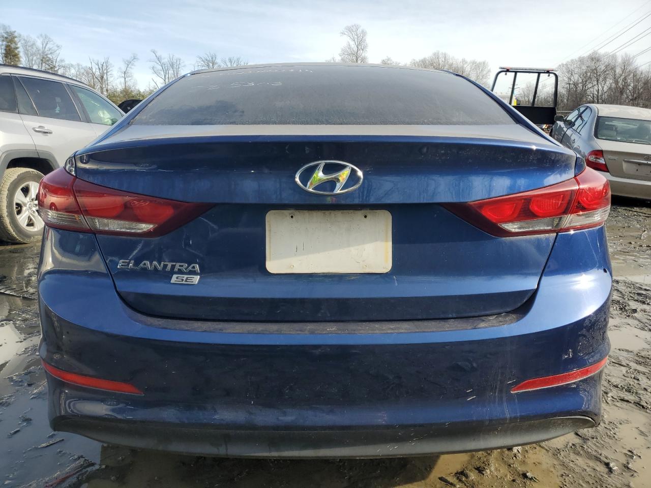2018 Hyundai Elantra - Image 6