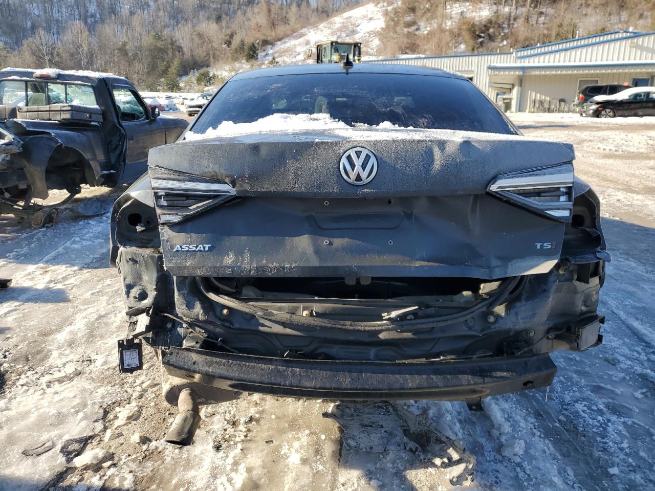 2018 Volkswagen Passat S VIN: 1VWAA7A36JC005896 Lot: 87377444