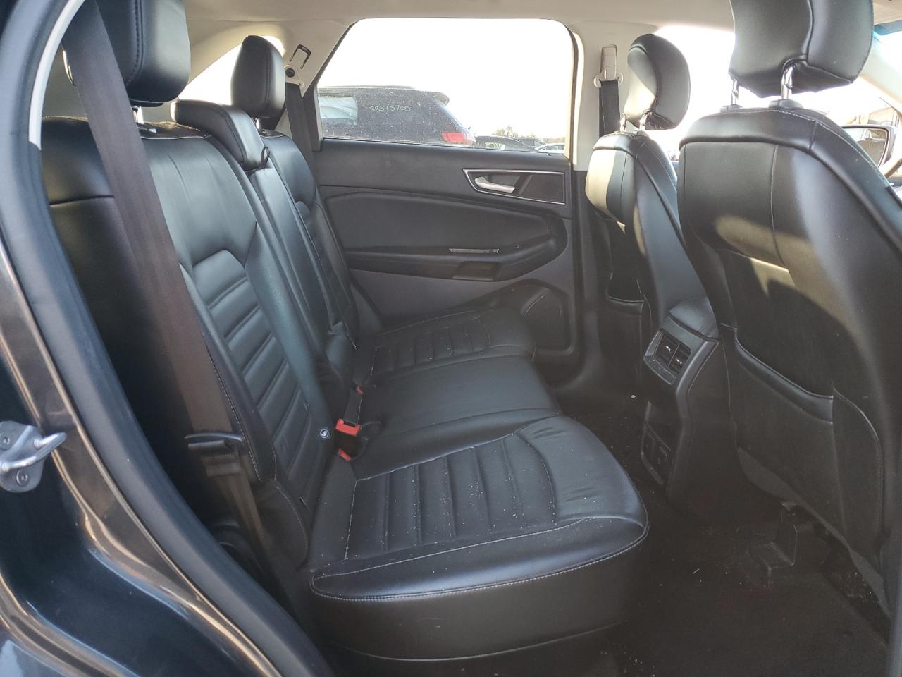 2015 Ford Edge - Image 11