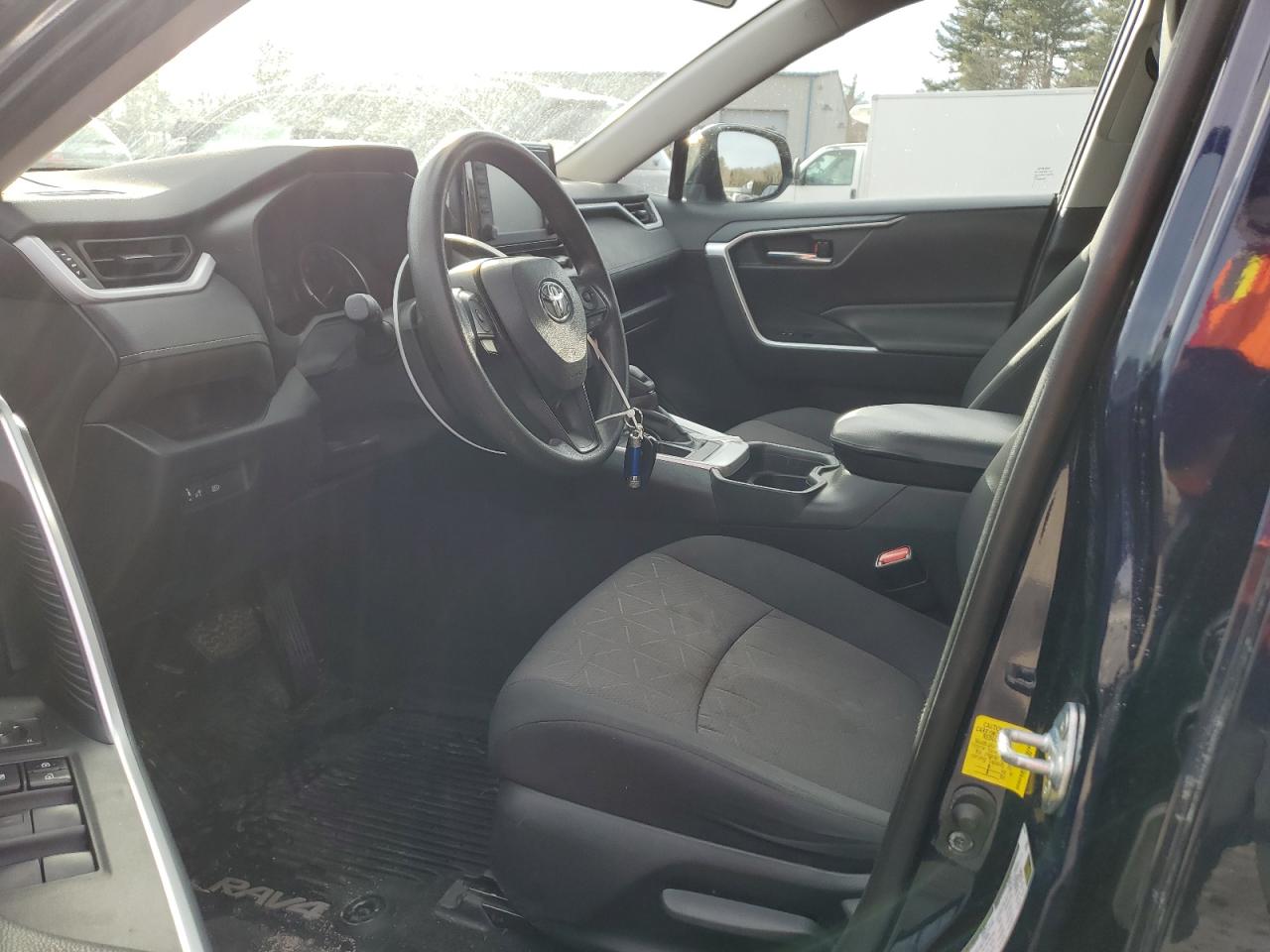 2019 Toyota RAV 4 - Image 7