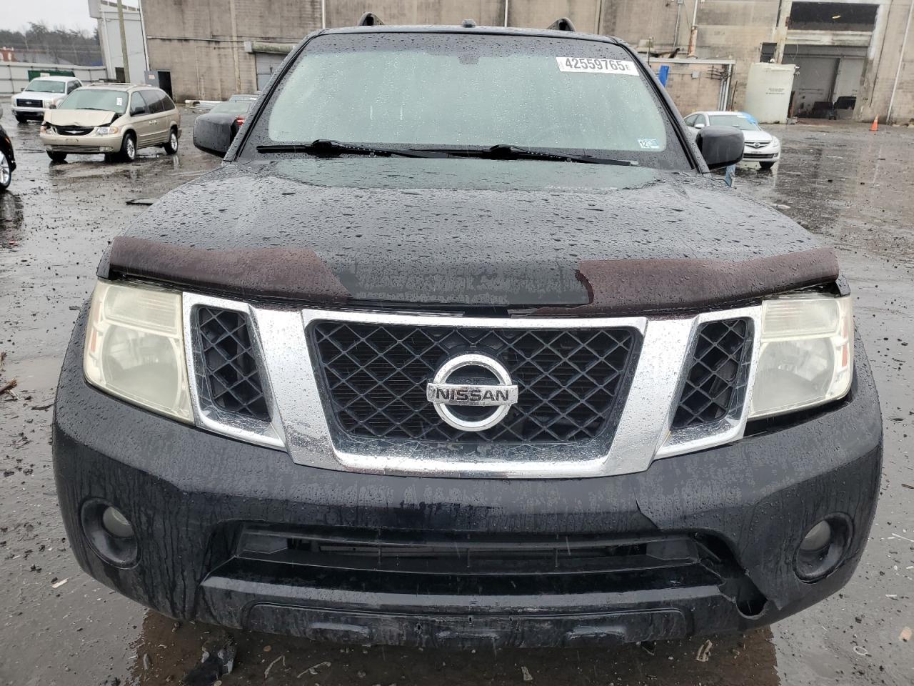 2011 Nissan Pathfinder - Image 5