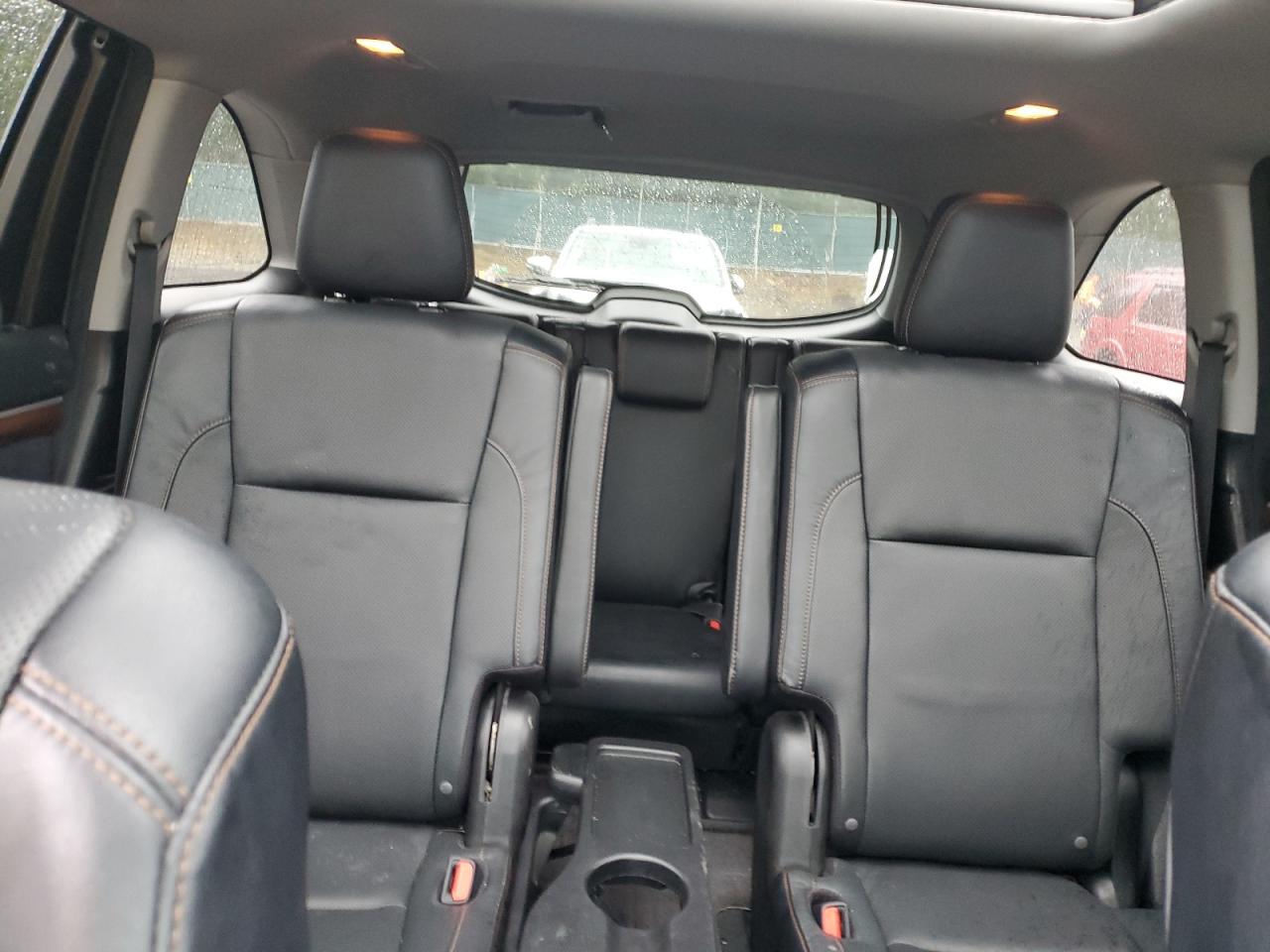 2016 Toyota Highlander - Image 10