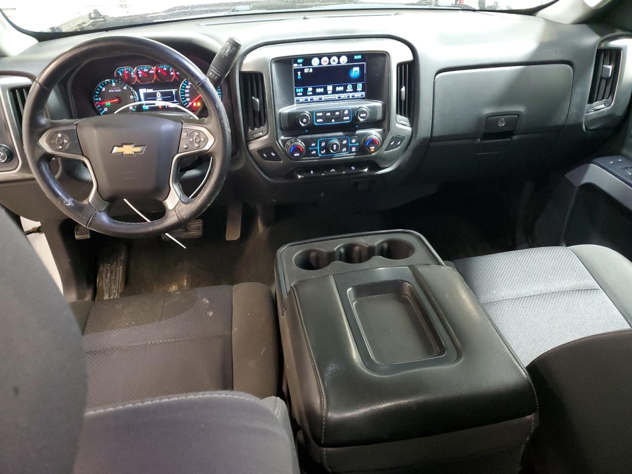 2017 Chevrolet Silverado - Image 8