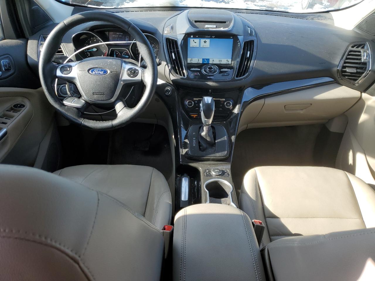 VIN: 1FMCU9J90GUC16996 2016 FORD ESCAPE