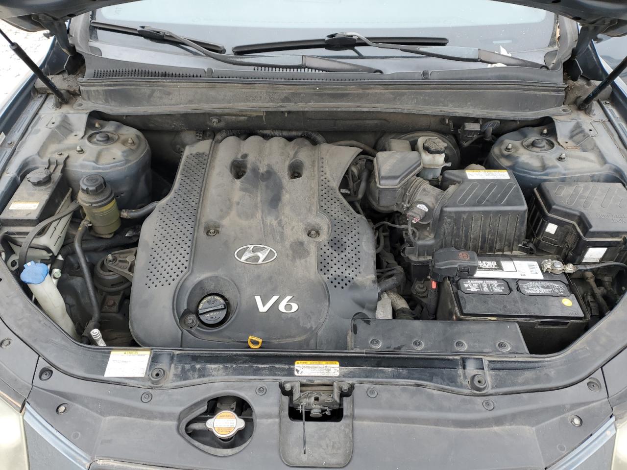2008 Hyundai Santa Fe - Image 12